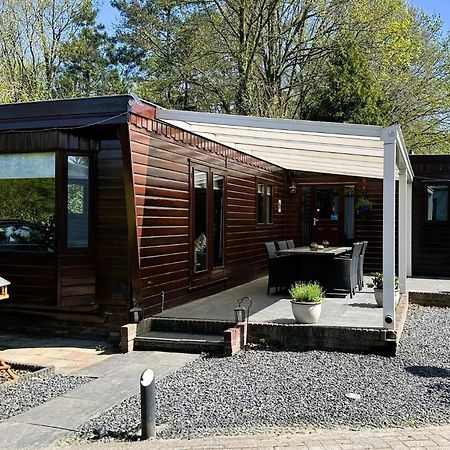 Rustiek Bos Chalet Sven Putten Exterior foto